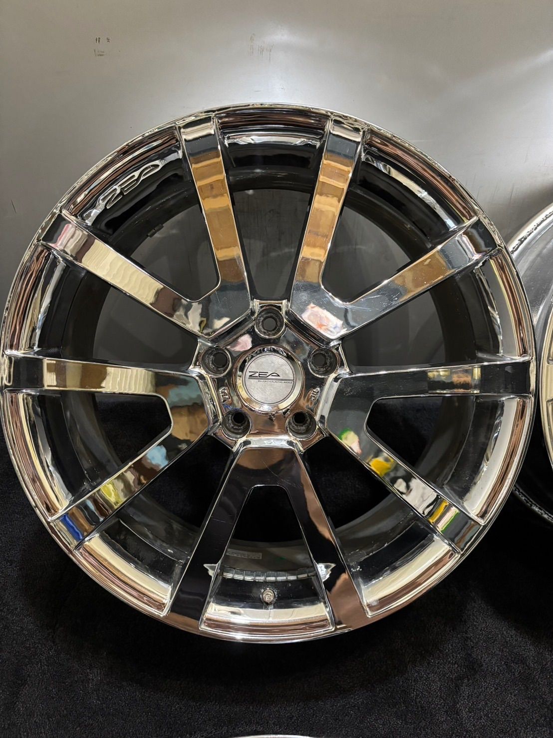 Weds ZEA 19インチ 8J 48 114.3 5H アルミホイール 4本 アルファード ヴェルファイア クラウン C-K181