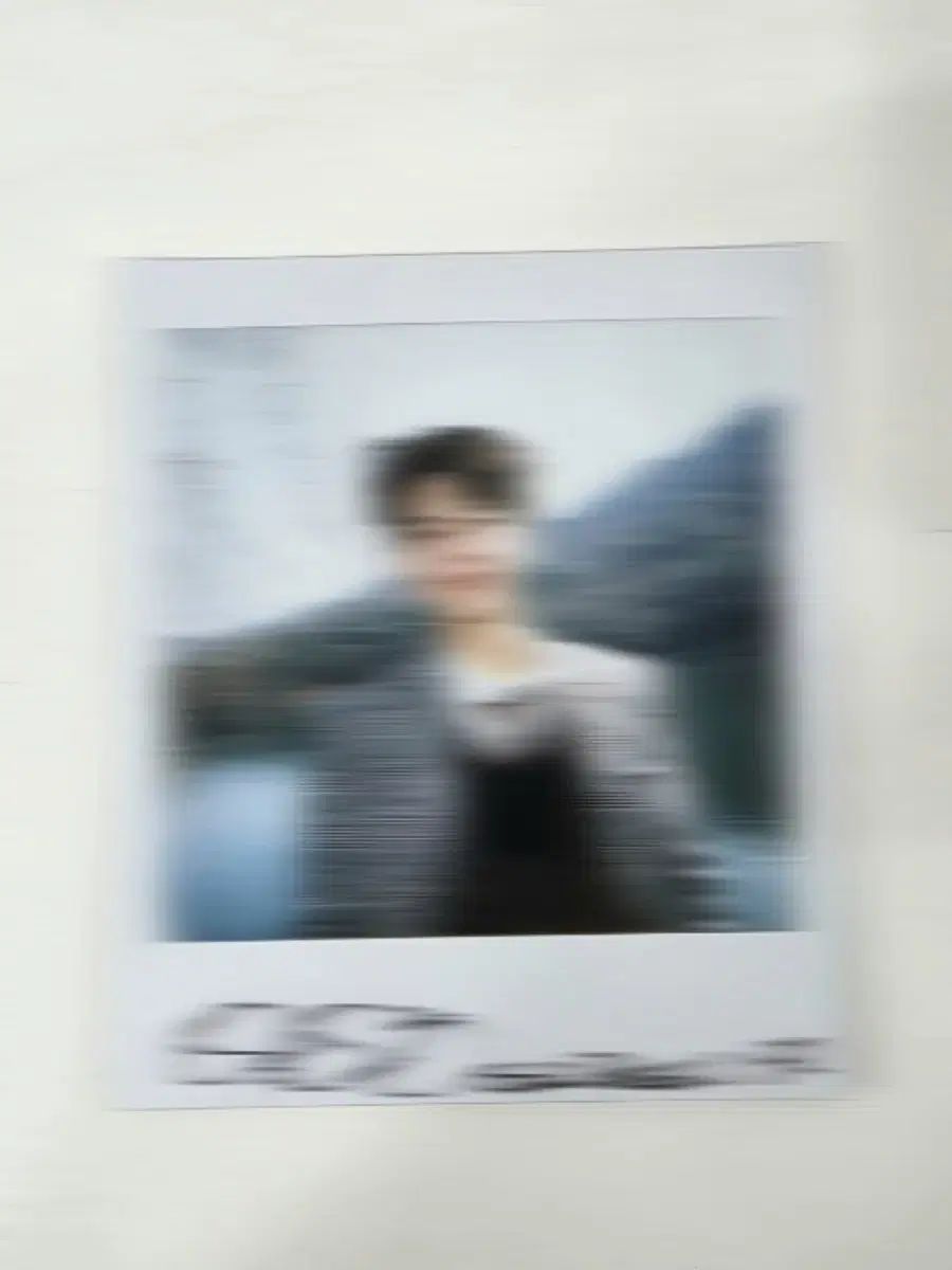パクボゴム　直筆サイン入り　ポラロイド写真 パクボゴム 直筆サイン入り ポラロイド写真 - メルカリ
