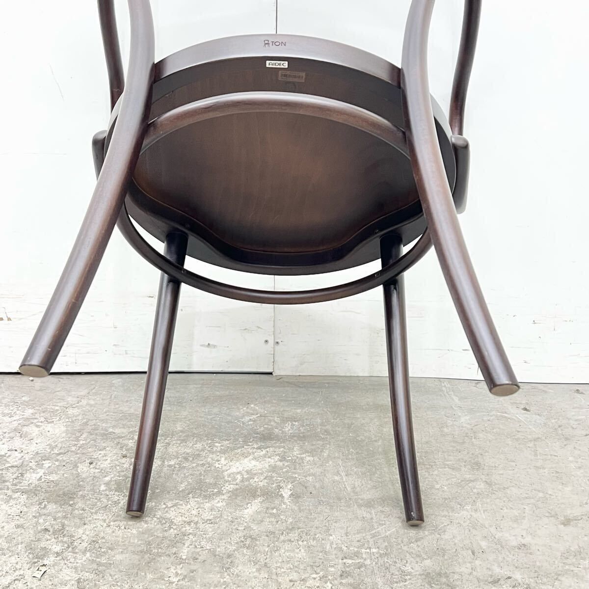 【極美品/正規品】TON No.30 アームチェア ブラック 曲げ木 極美品/正規品】TON No.30 アームチェア ブラック 曲げ木 TON No.30