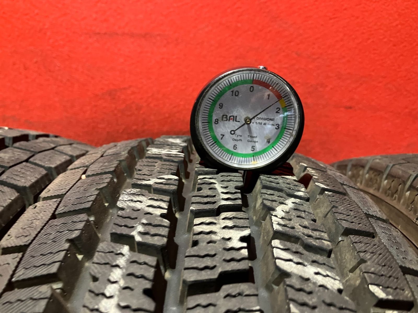 個人宅配送不可 新車外し トラックスタッドレスタイヤ 195 85R15 113 111L YOKOHAMA iG91 6本SET WWW_SUPERTOOLSSHOP_NL