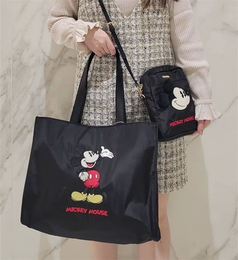 ディズニー創立100周年をお祝いして 「ミッキー」と「ミニー」を