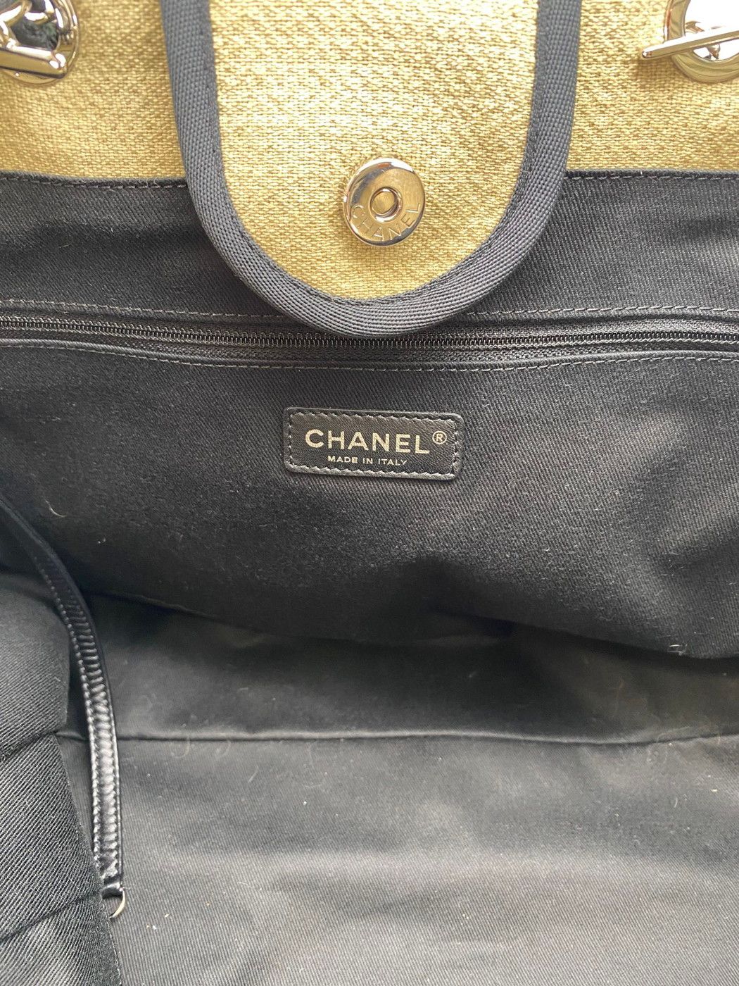 CHANEL ドーヴィル GM チェーントート ベージュ A66941 9394 CHANEL シャネル ドーヴィル GM チェーントート ベージュ A66941