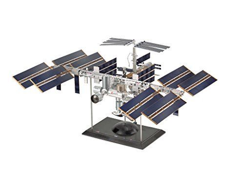 【】「非常に良い」ドイツレベル ISS 国際宇宙ステーション 1/144 R04841 プラモデル