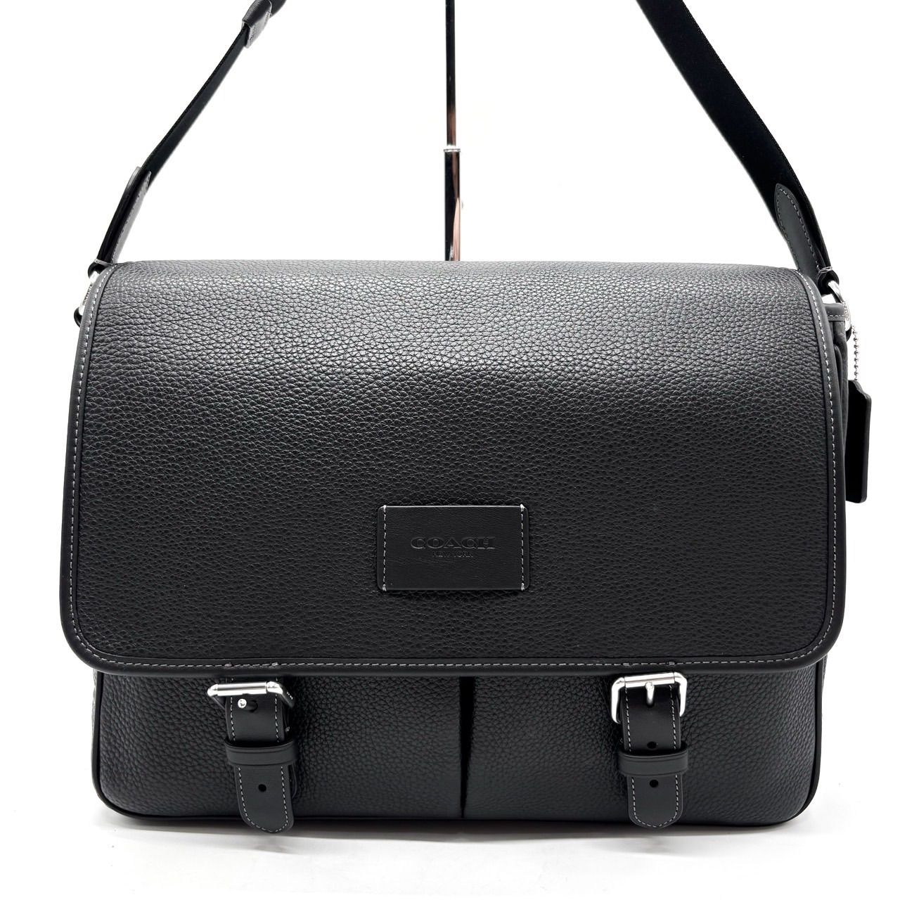 美品 コーチ スプリント メッセンジャー A4収納可 レザー 斜め掛け ブラック 美品 コーチ スプリント メッセンジャー A4収納可 レザー 斜め