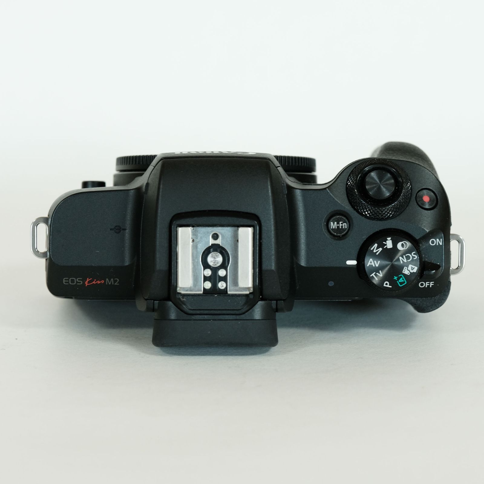 美品】Canon EOS Kiss M ダブルズームキットブラック 美品】Canon EOS Kiss M ダブルズームキットブラック