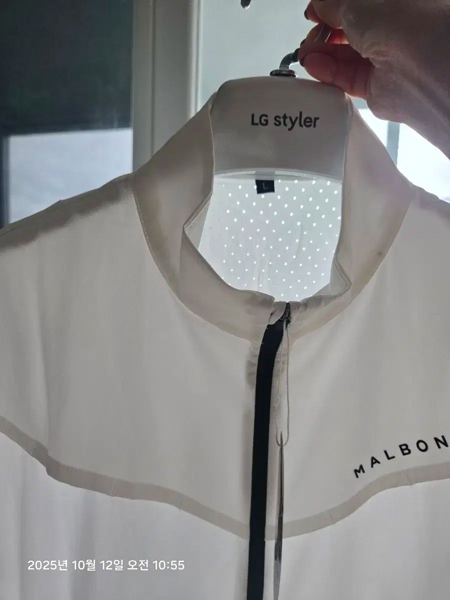 ウィンドブレーカー ジャケット