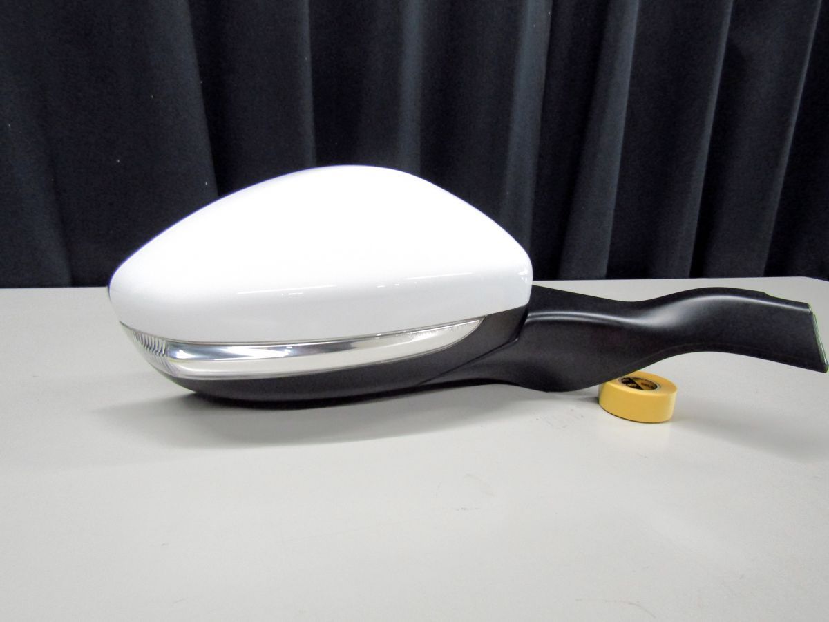 プジョー A9HN01 208 純正 右 ドアミラー 6P 5P 右ハンドル車 白 EWP 232673078