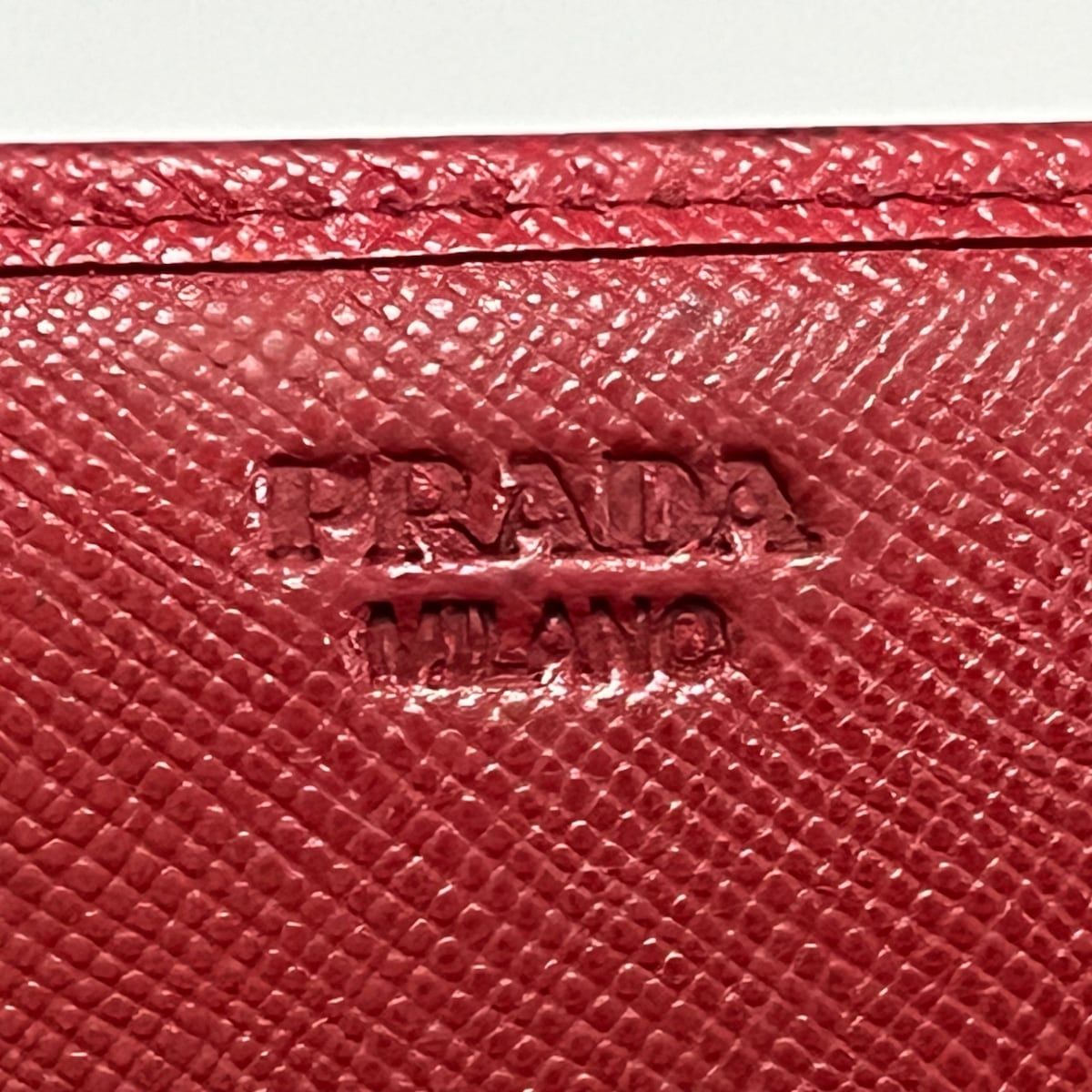 PRADA(プラダ) 長財布 - レッド リボン レザー