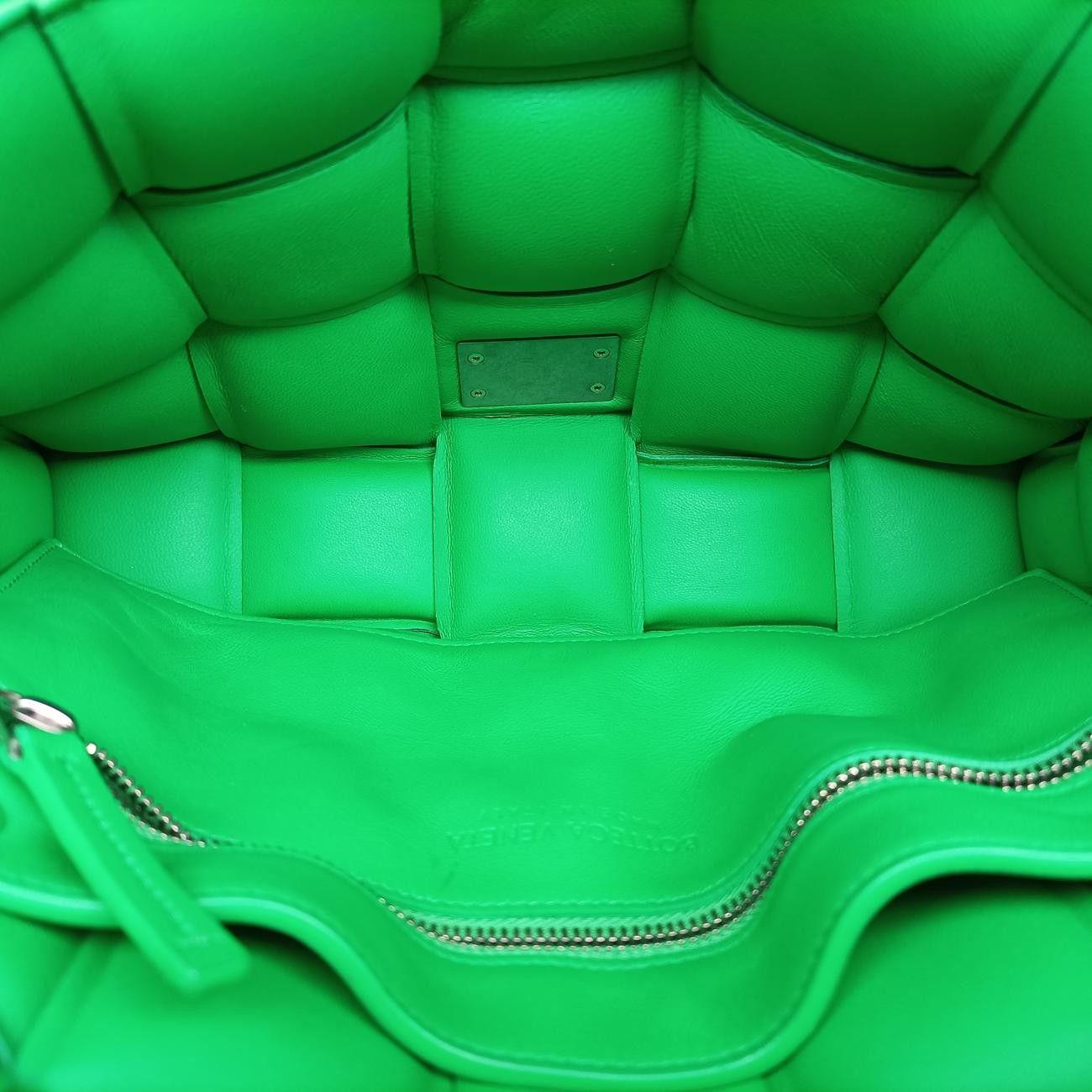 ボッテガヴェネタBottega Venetaパデッド