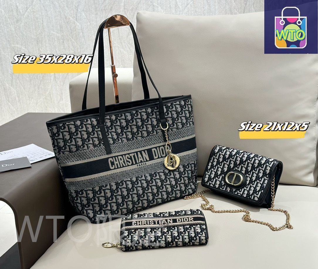 Christian Dior ショルダーバッグ Christian Dior ショルダーバッグ ブラック レザー ゴールド