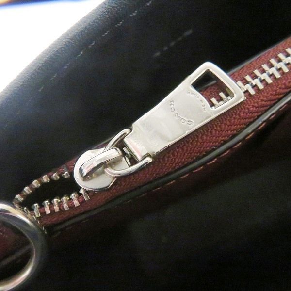 コーチ COACH