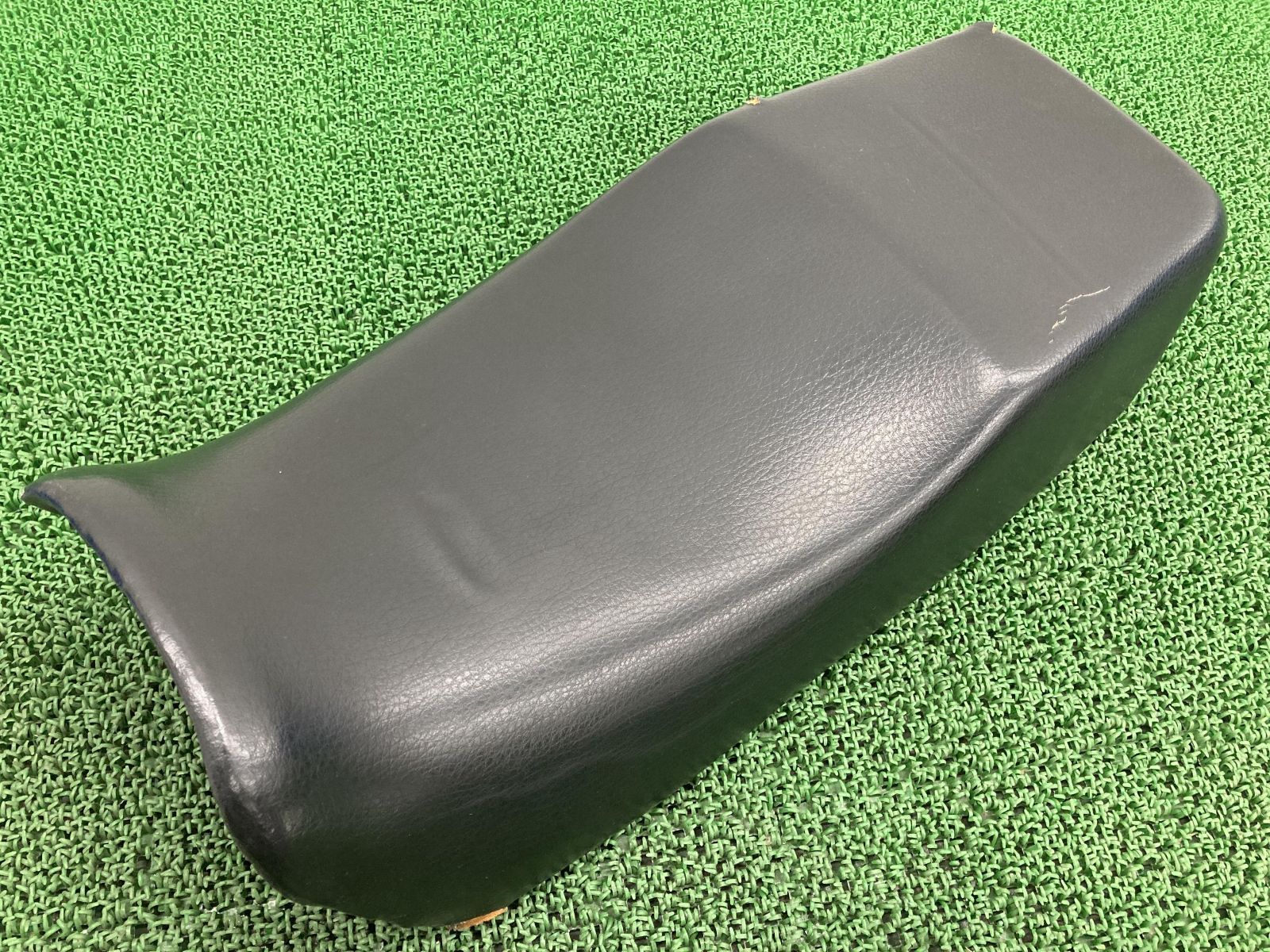 GPZ900R シート 53001-1370 カワサキ 純正 中古 バイク 部品