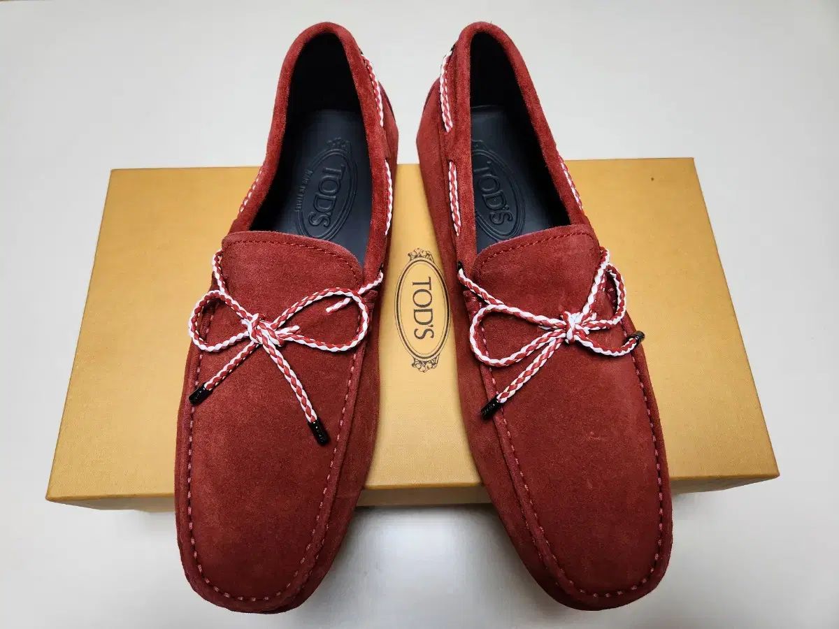 美品 トッズ TODS ドライビングシューズ デッキシューズ 25 美品