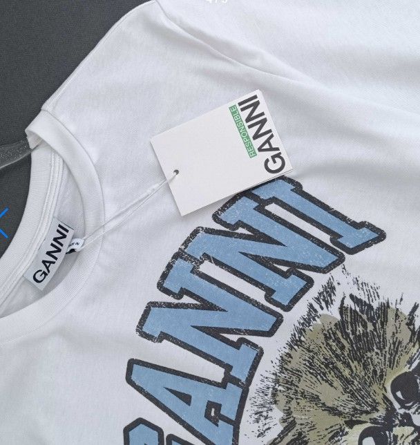 GANNI キティ マーゴット リラックスTシャツ★人気★残りわずか GANNI】 キティ マーゴット リラックス Tシャツ グラフィック2色