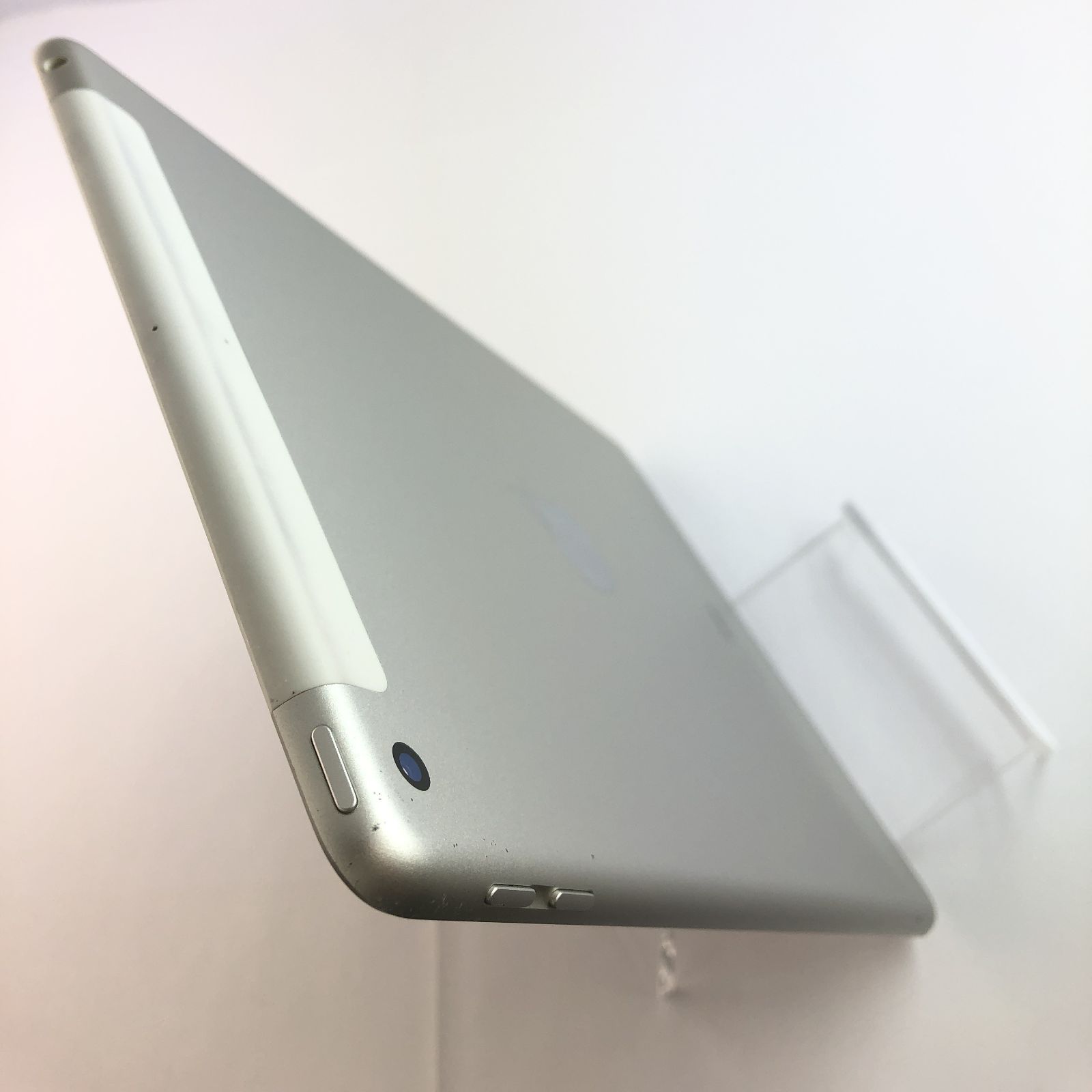 キズあり品】iPad (第6世代) Wi-Fi + 売れ筋 Cellular/32GB