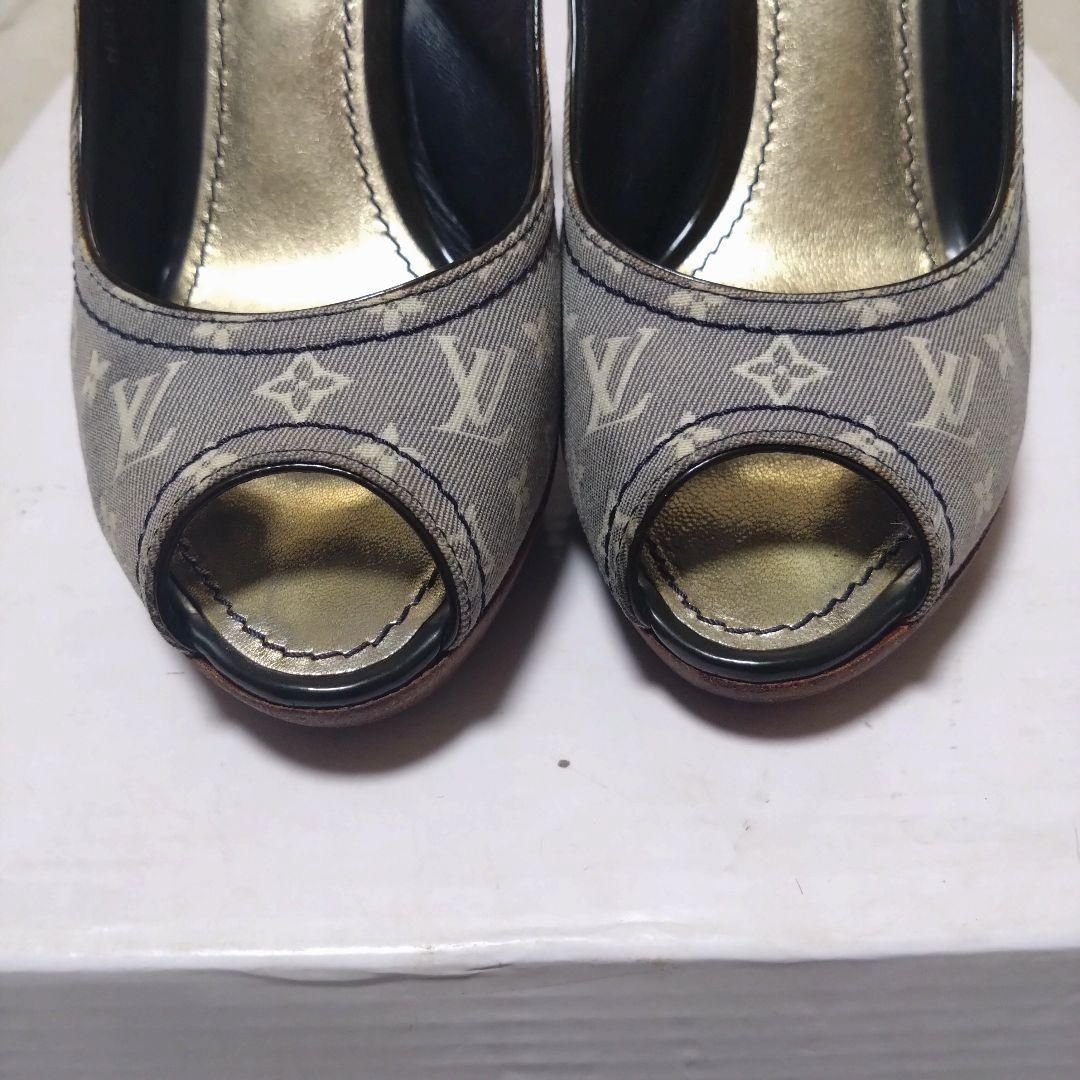 ピンヒール バックストラップ