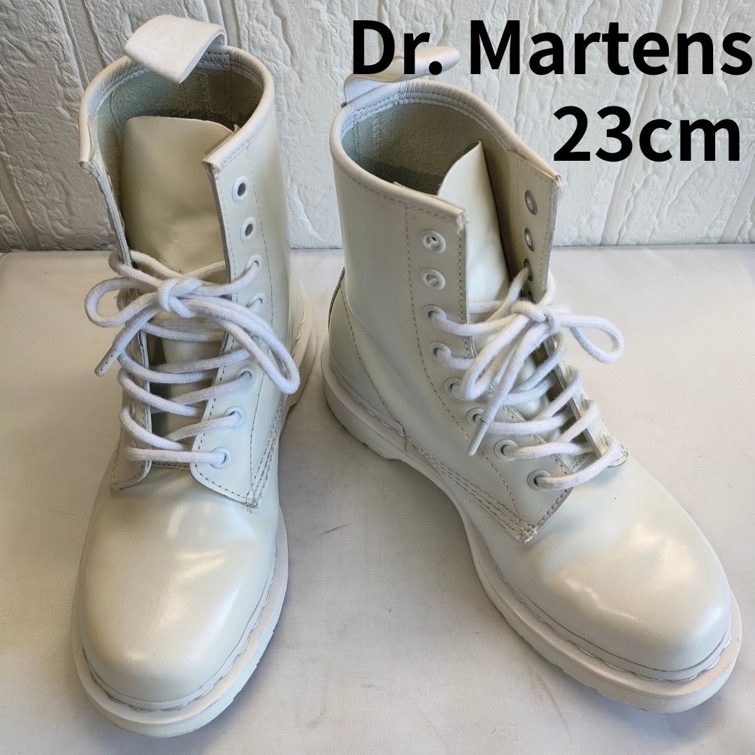 Dr. Martens ドクターマーチン ブーツ 8ホールブーツ レースアップブーツ ホワイト 23cm