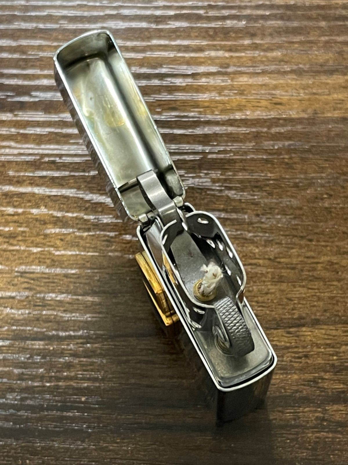 大割引 zippo ジッポー 1997年製 年代物 ファイヤ 3連 立体メタル その他