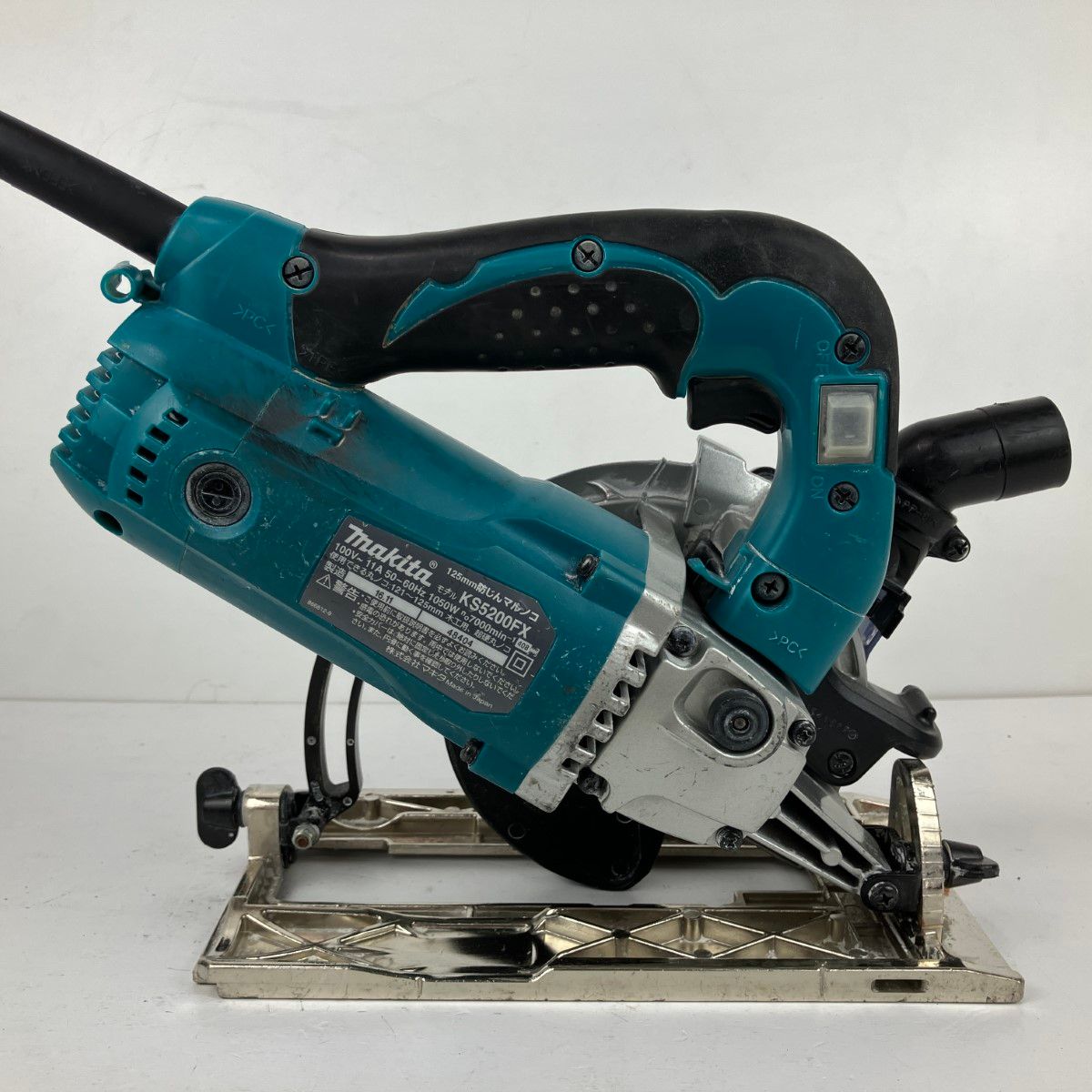 中古品!!【マキタmakita 125mm 防じん丸ノコ KS5000FX 鋸歯付き】 | ME
