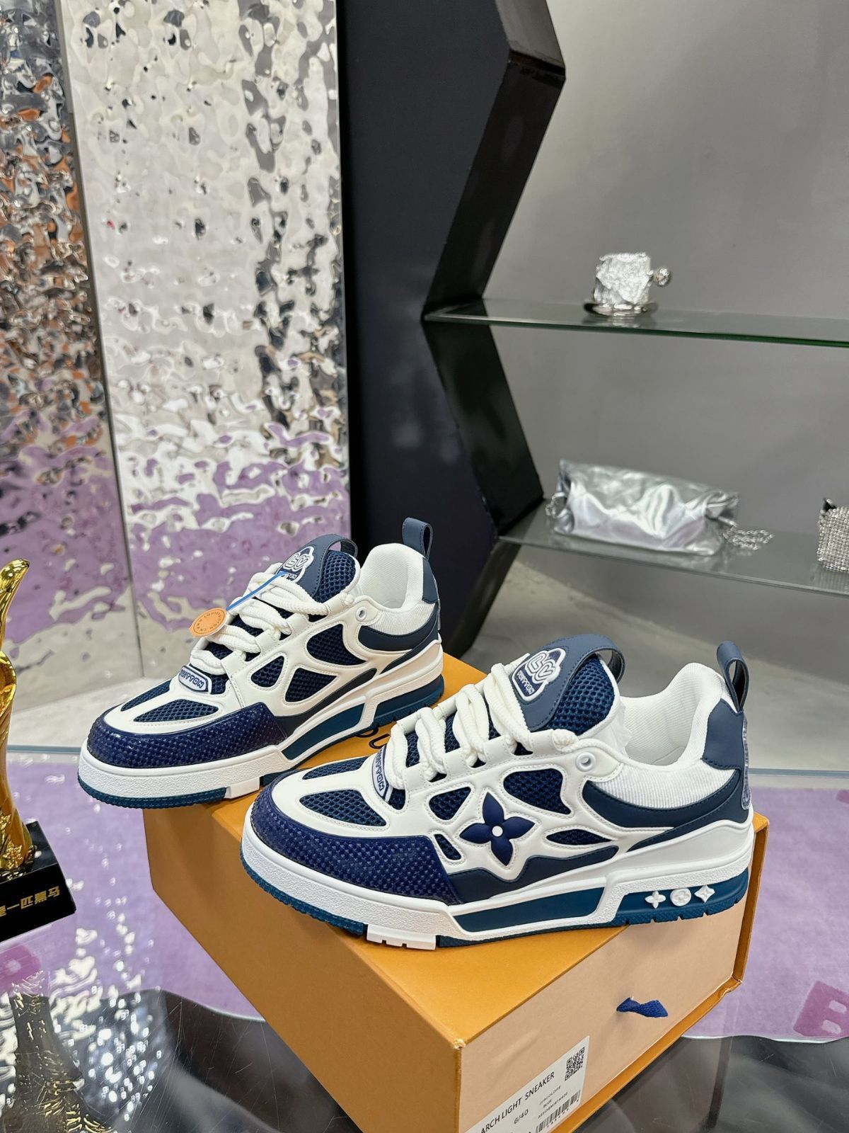 Louis Vuitton trainer カップルスタイルのロートップパンシューズ