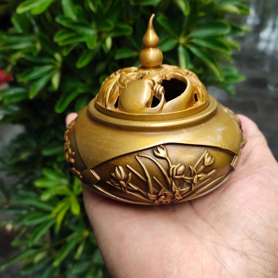 銅 細工 四季花瓢簞蓋香炉 銅製 茶道具 香道具 工芸品 美術品 置物 銅 細工 四季花瓢簞蓋香炉 銅製 茶道具 香道具 工芸品 美術品