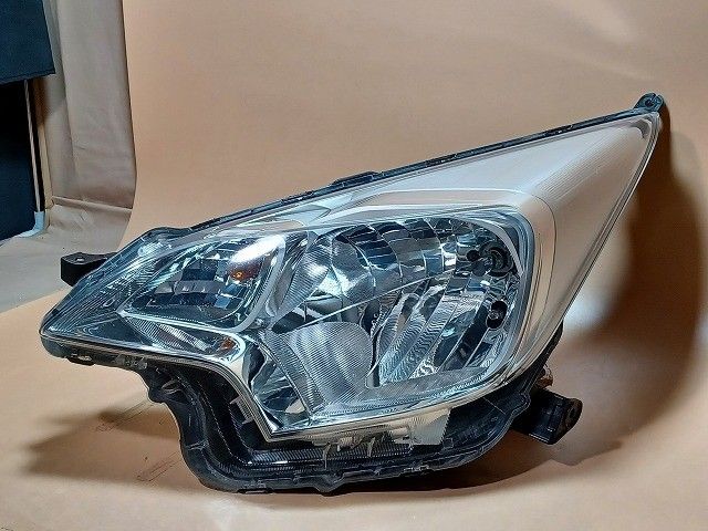 コーティング済 ラクティス NCP125 左ヘッドランプ ヘッドライト X 4WD イチコ 52-211 81150-52C60 9AH