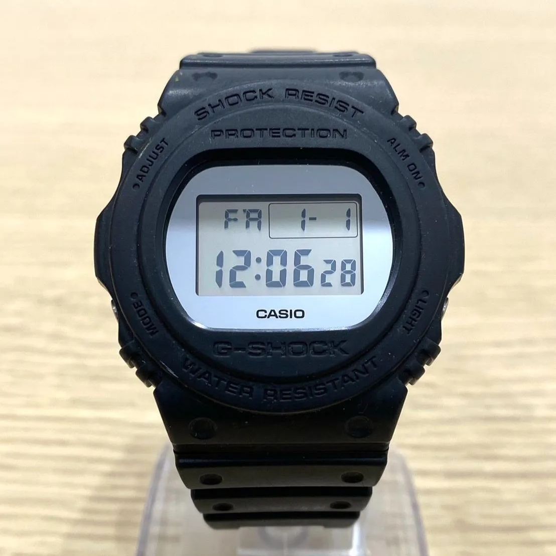 カシオ　G-SHOCK　DW-5700BBMA