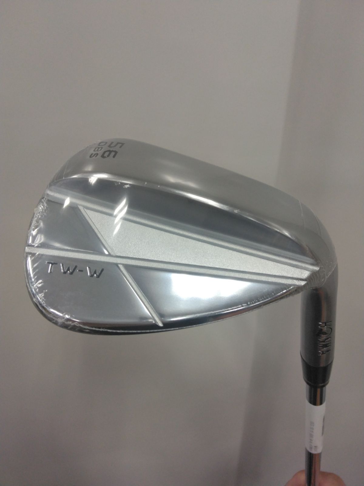 Wg 本間ゴルフ T||WORLD TW-W 2025 Chrome ﾛﾌﾄ 56° ﾊﾞﾝｽ 8° S クロームメッキ仕上げ Dynamic G ﾌﾚｯｸｽ S200 日本 浦安店