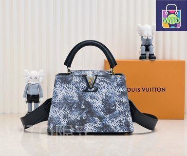 【旅行に最適♡】Louis Vuitton ハンドバッグ Louis Vuitton、リュックサック、手首バッグ、旅行バッグ、手に