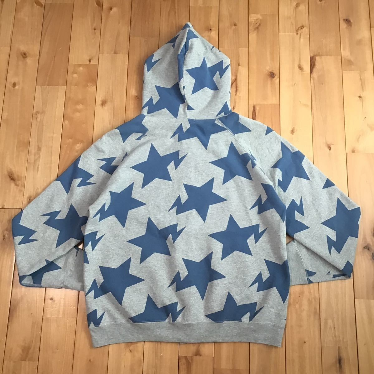 A BATHING APE BAPE STA スターパーカー　ブルー　Mサイズ BAPE スター パーカー Mサイズ グレー × ブルー a bathing ape BAPE