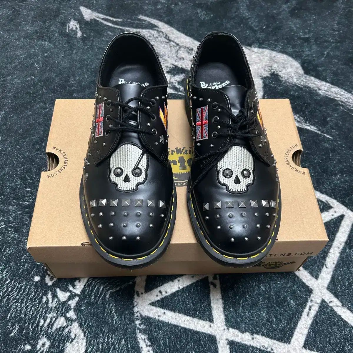 MARTENS ドクターマーチン