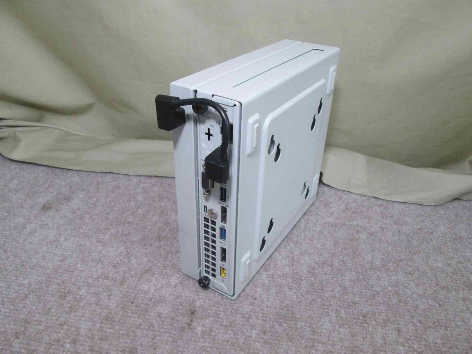 新品ケースゲーミングPC☆GTX1070/Ryzen 5/SSD 256GB ゲーミングPC