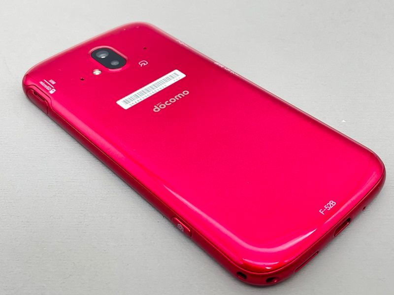 中古】F-52B らくらくスマートフォン【超美品 利用制限○】SIMロック