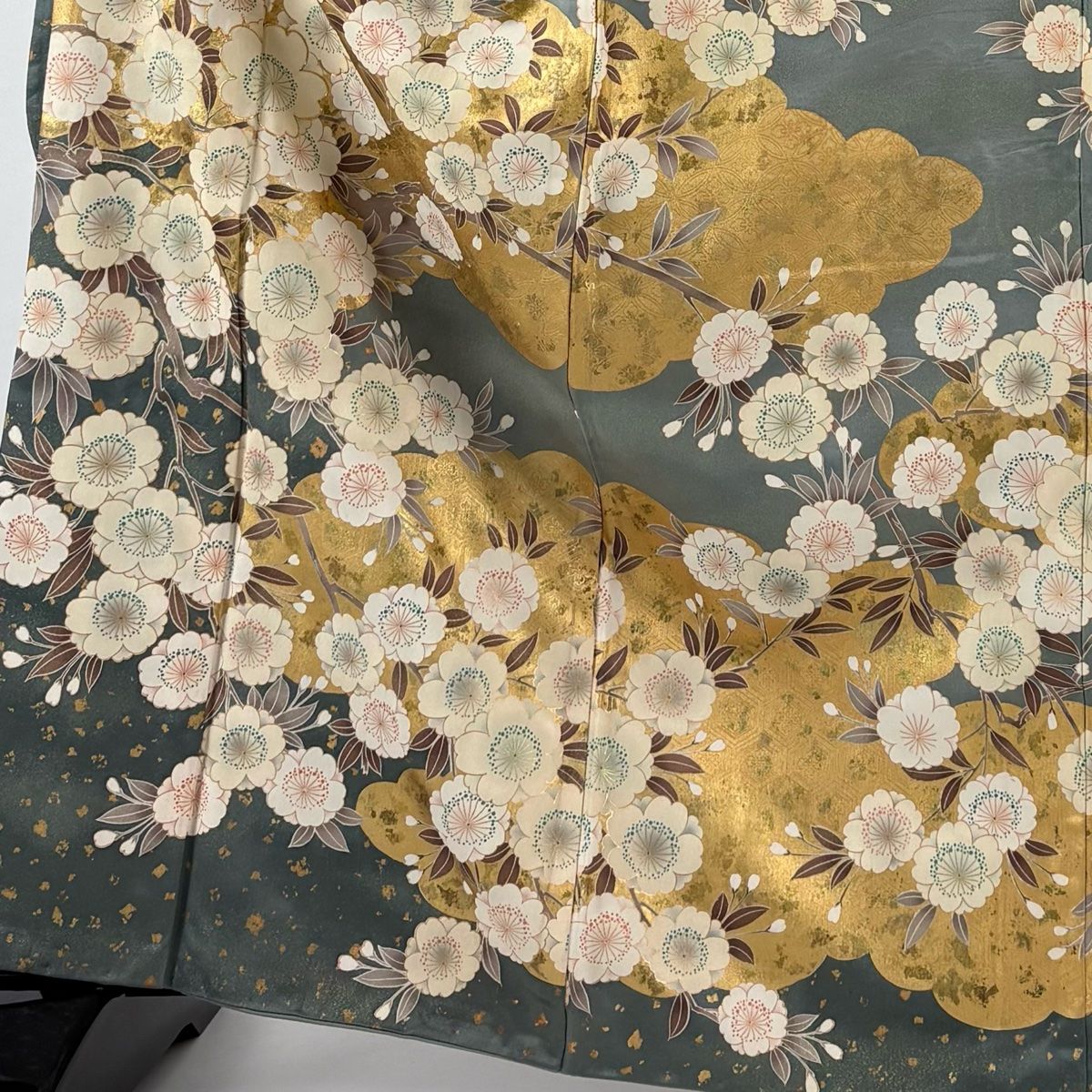 美品 振袖 グリーン 扇面 吉祥文 金彩加工 トールサイズ 身丈165.5cm 振袖 身丈165.5cm 裄丈68cm L 袷 ますいわ屋 桜 雲文 金糸 金彩