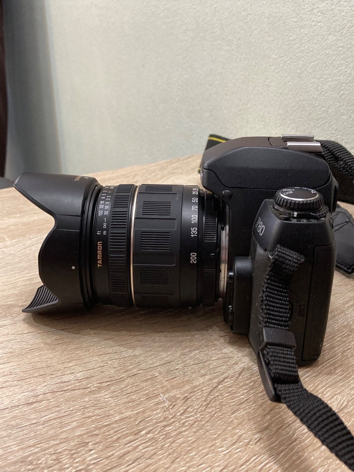 Nikon F80 フィルムカメラ TAMRON レンズ Nikon ニコン F80 タムロンレンズ付き ジャンク品 - メルカリ