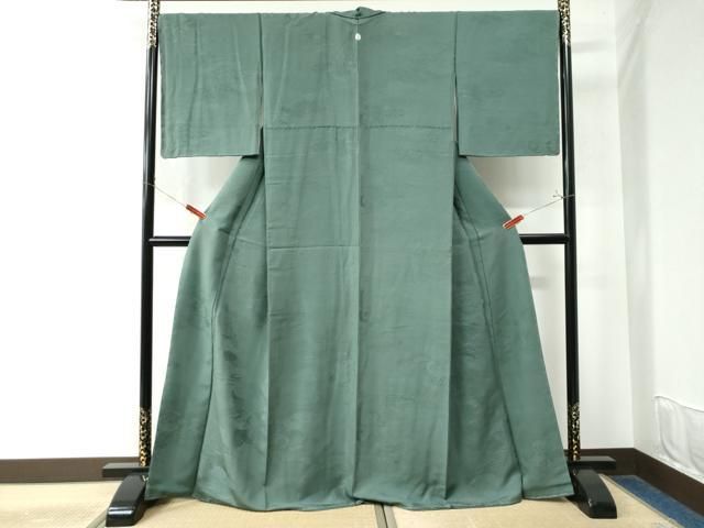 平和屋着物 上質な色無地 雲重ね吉祥地紋 老竹色 正絹 CAAW7931yc