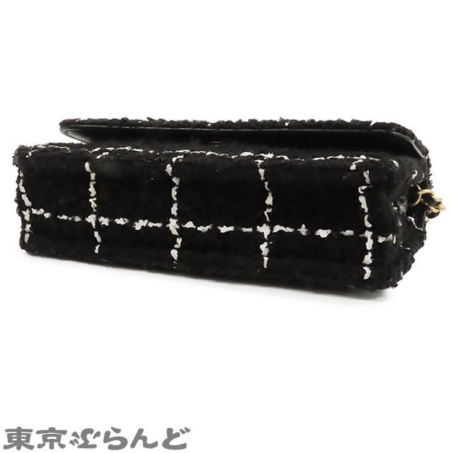 CHANEL ツイードチェーンウォレット CHANEL シャネル チェーンウォレット ツイード ロボットチャーム