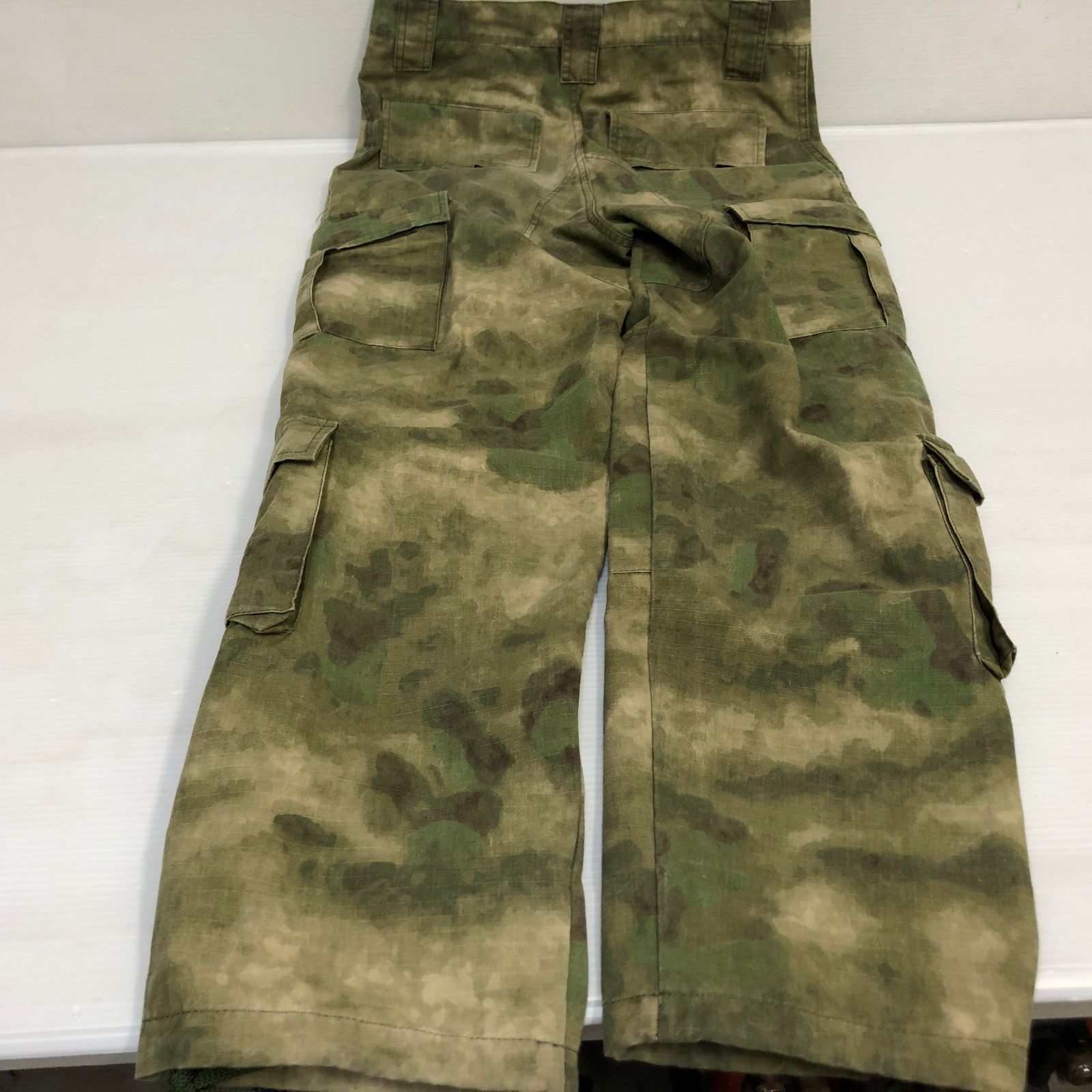 △SWISS +ARMS Sサイズ 迷彩服 上下セット 中古品 smgan090091