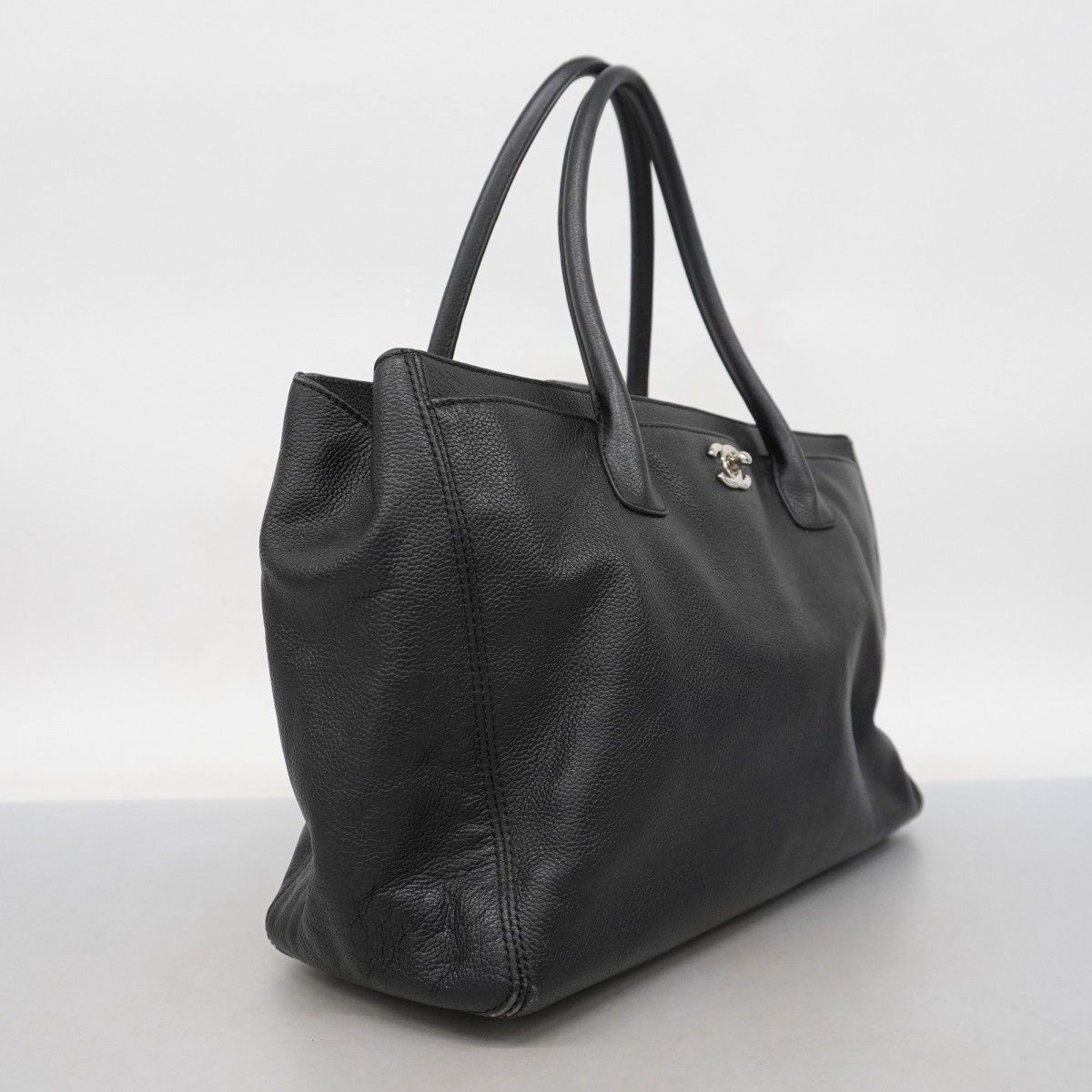 5ib2122-h シャネル トートバッグ エグゼクティブ レザー ブラック シルバー金具 レディース