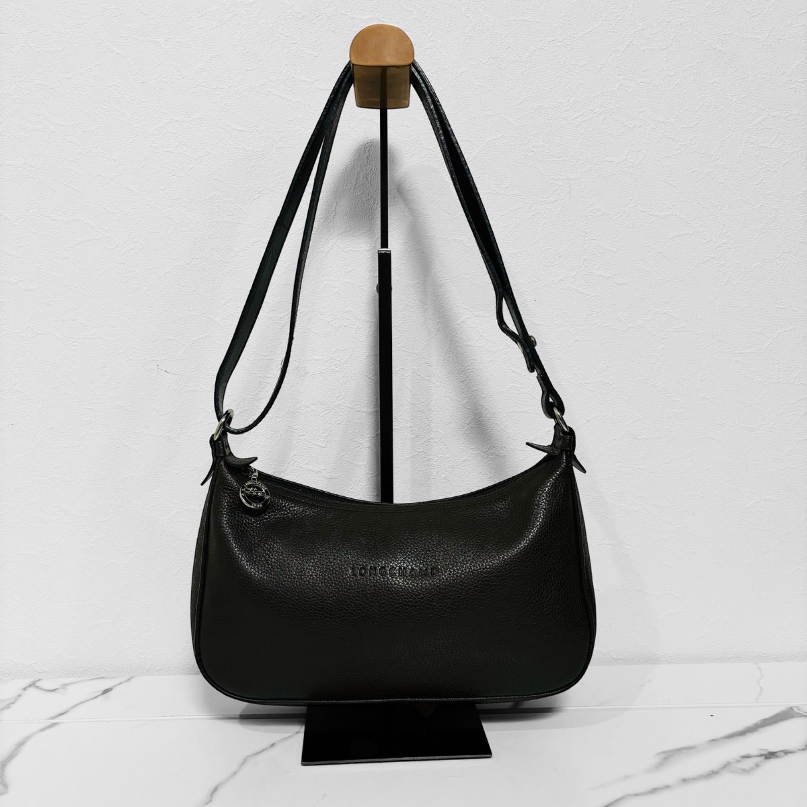 LONGCHAMP ロンシャン ロゴ ワンショルダーバッグ 牛革 レザー シボ革 