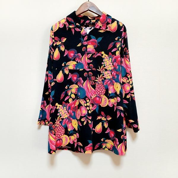 詩仙堂 チュニックブラウス ブラック花柄 ちりめん 七分 袖詩仙堂 by