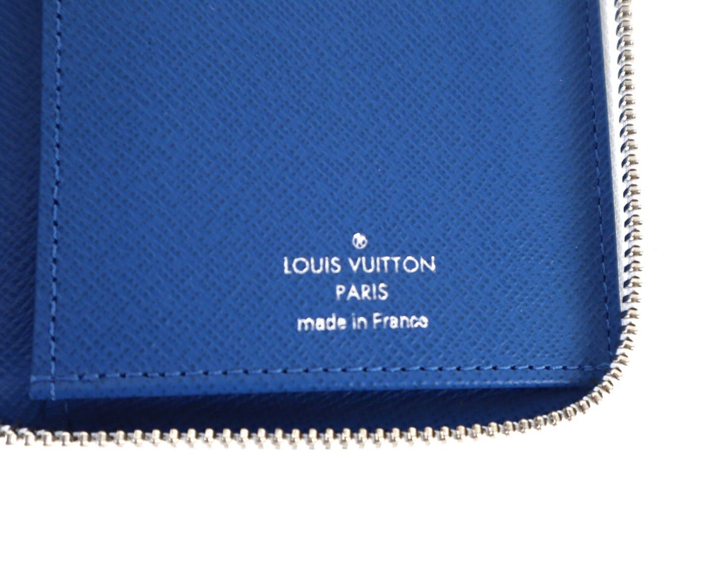 未使用にちかい　Louis Vuitton　ルイヴィトン　長財布　ジッピー