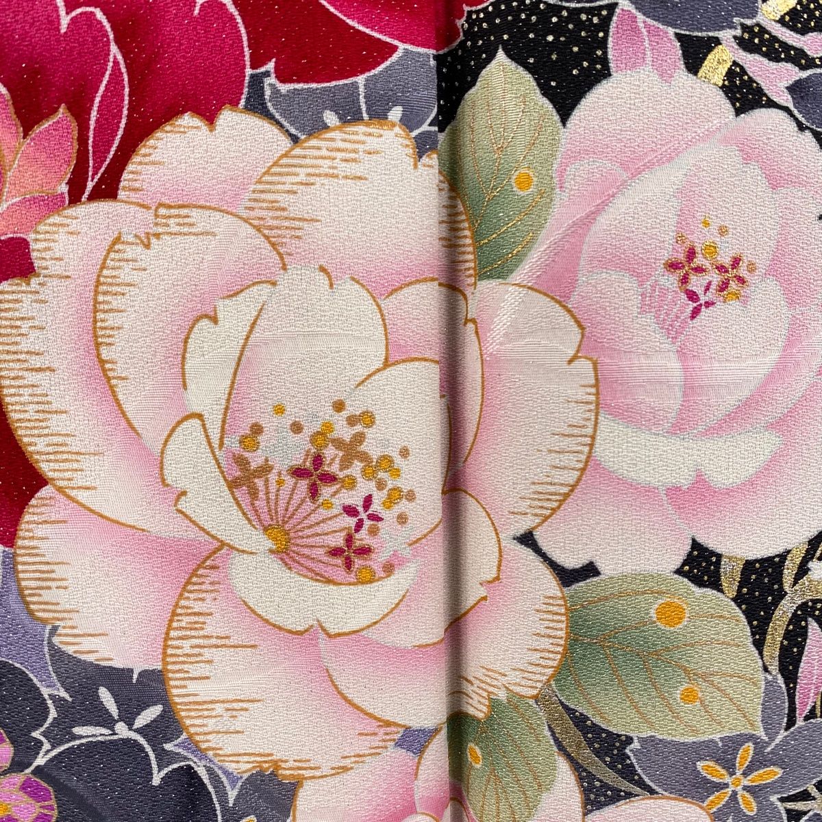 ≪美品≫振袖【395】【155㎝〜165㎝の方用】 振袖 身丈157.5cm 裄丈68cm L 袷 牡丹 桜 金銀彩 銀通し 黒 正絹