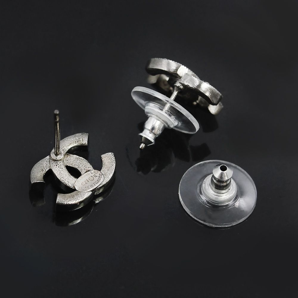 刻印あり CHANELシルバーとライトブラウンのラインストーンピアス両耳用 Kazk2vqZ2ikIevB6k9ynePOihk3DCW