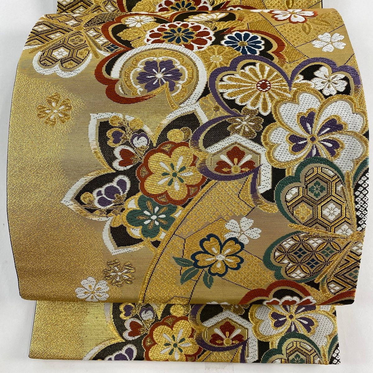 袋帯 美品 秀品 桜 亀甲 金色 六通 正絹 【中古】 - メルカリ