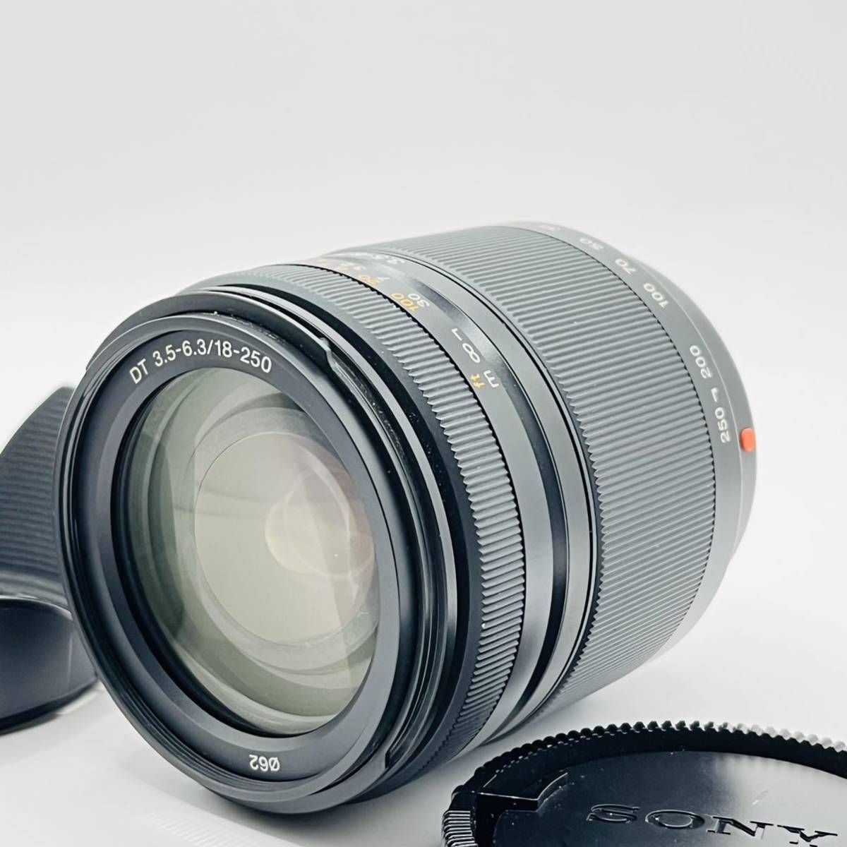 ☆美品☆ ソニー SONY DT 18-250mm F3.5-6.3 SAL18250 ☆ LL780#370