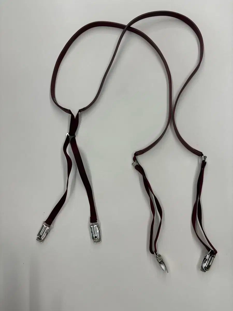 イーディス リーマン ディオールオム サスペンダー レッド