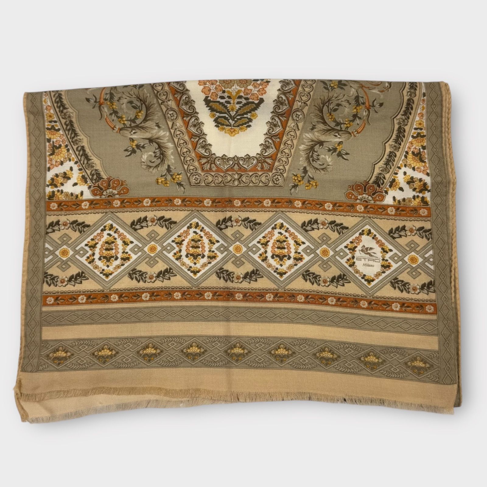 エトロ　花柄ストール　美品 超美品！ETRO エトロ フラワー 花柄 ストール スカーフ ショール