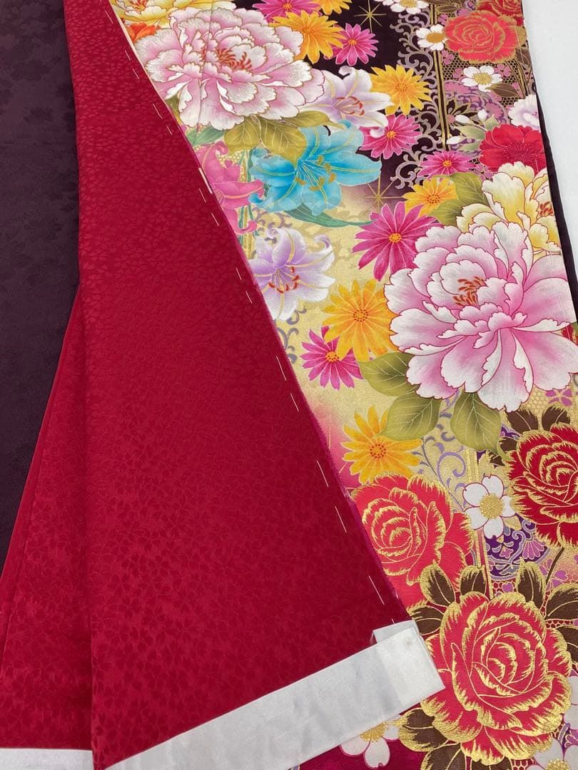 振袖 仮絵羽 刺繍 金彩 紋意匠 大輪 薔薇 牡丹 正絹 未仕立て品 八掛