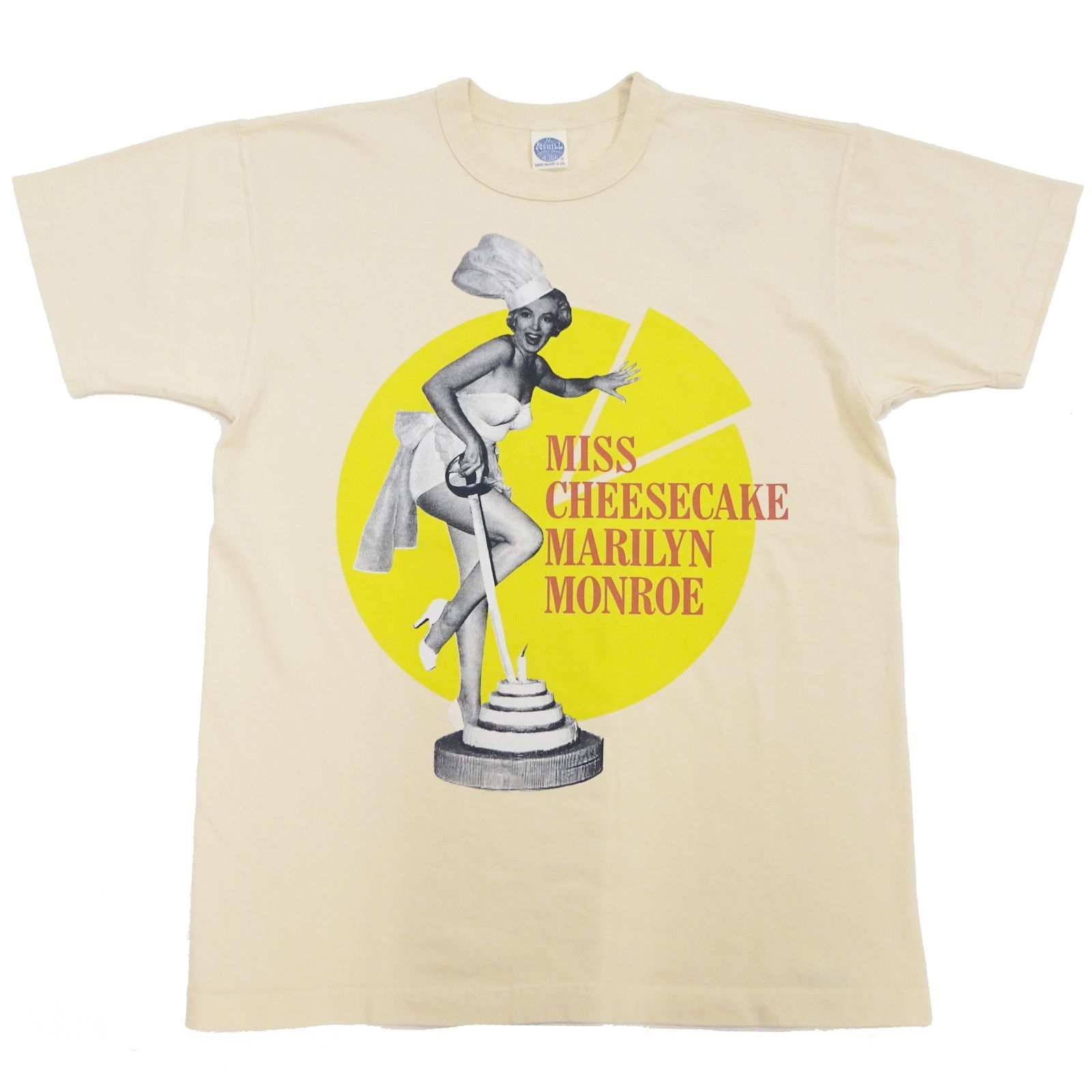 TMC2413 トイズマッコイ マリリン・モンロー Tシャツ Toys McCoy MISS CHEESECAKE 半袖Tシャツ ナチュラル 新品 アメカジショップ